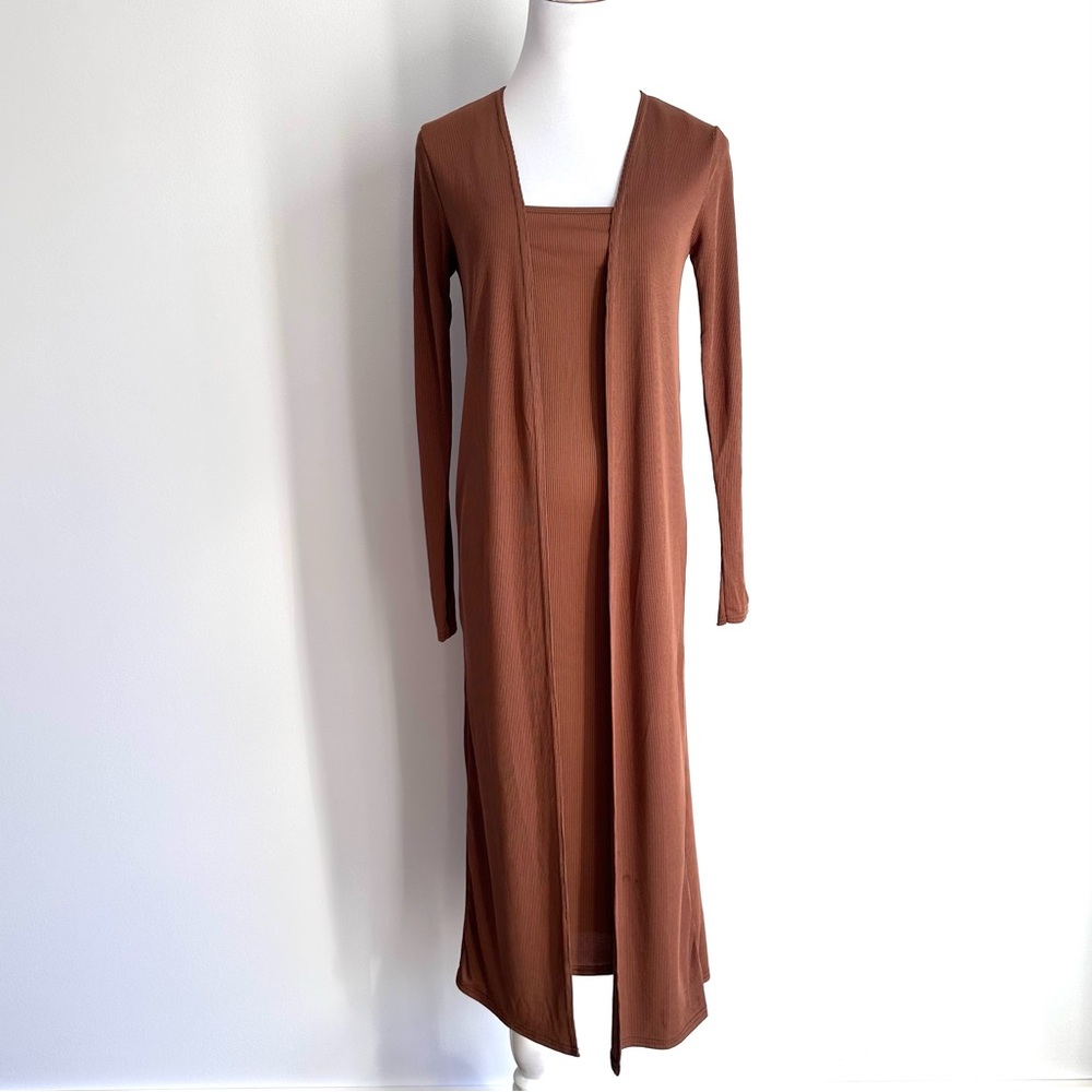 Boohoo Chocolate Ribbed Sleeveless Midi Dress and Duster Matching Set - Picture 4 of 15